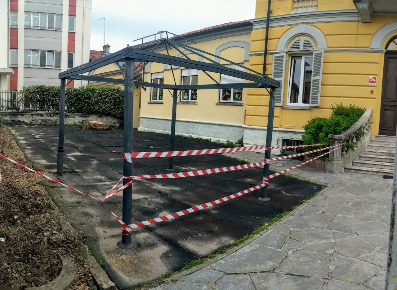 Scuola dell’infanzia a Serravalle, avviati i lavori di riqualificazione del cortile esterno