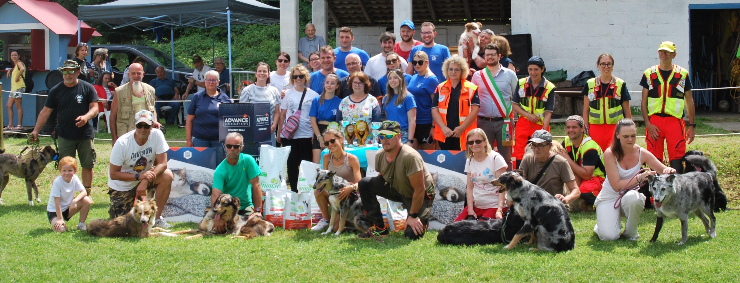 Un successo la seconda edizione della «Dimostrazione di bellezza amatoriale per cani di razza e meticci»