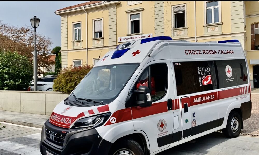 La CRI di Borgosesia apre una raccolta fondi per acquistare una nuova ambulanza