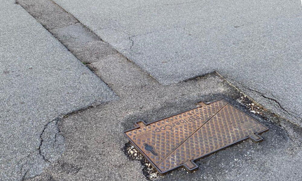 Stop alla posa della fibra a Borgosesia: in stallo i lavori sulle strade