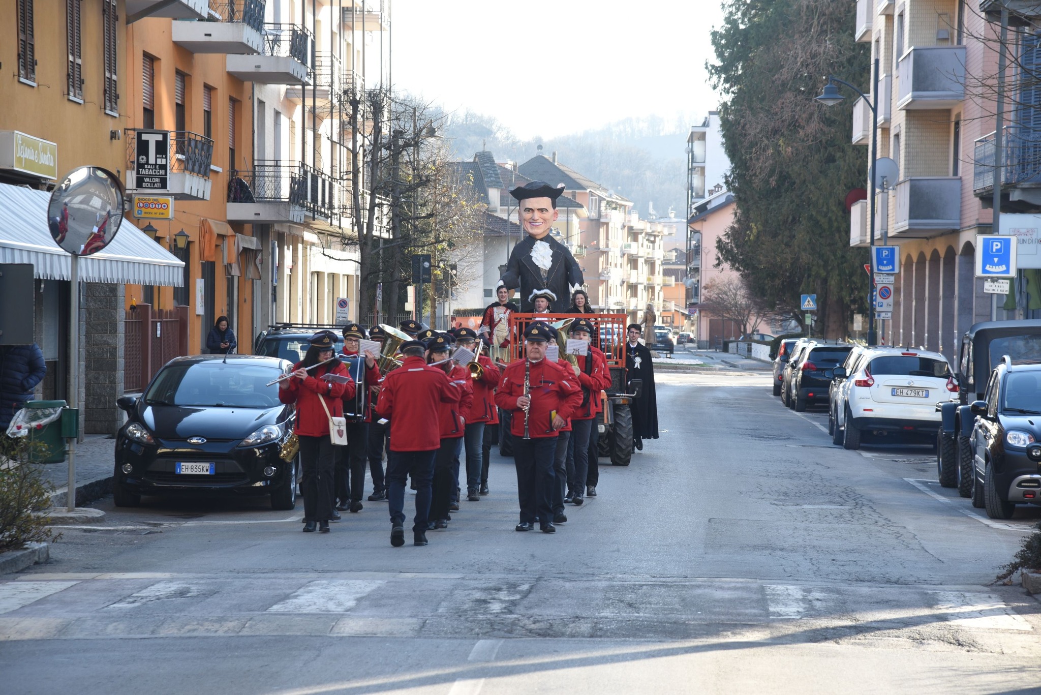 Sua Maestà Babbiu Runfatta è tornato ai suoi amati sudditi!