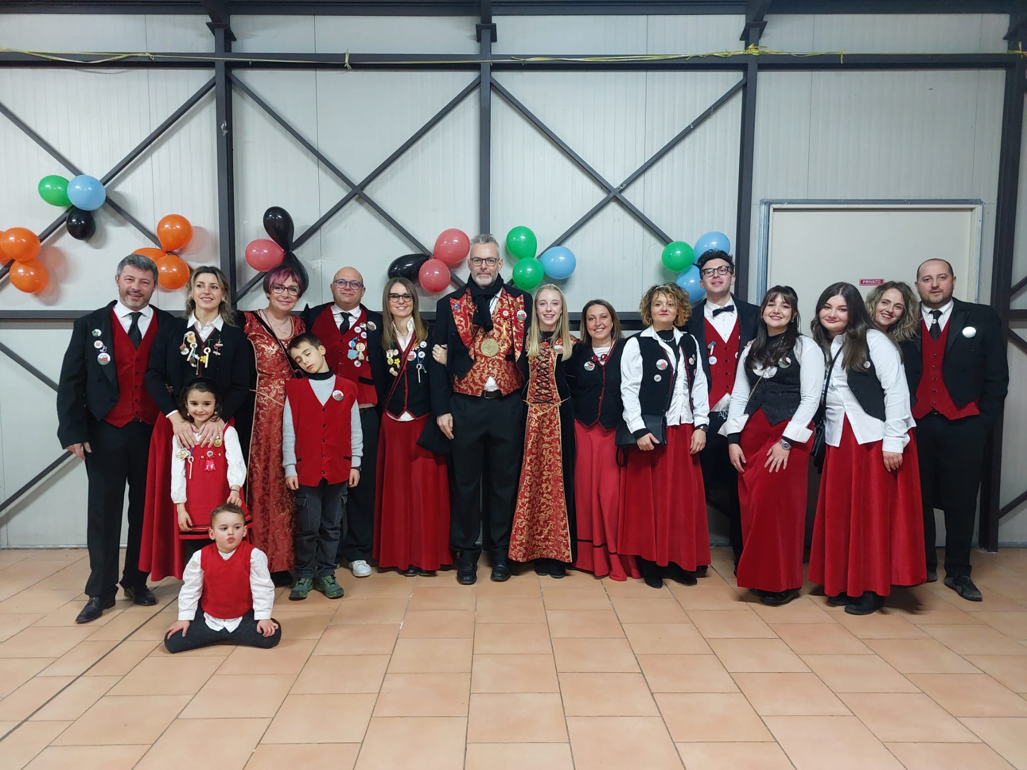 Il Comitato carnevale Vettü e Berta di Crevacuore festeggia i vent’anni di fondazione