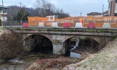 Grignasco, lavori in corso al ponte sul Mologna