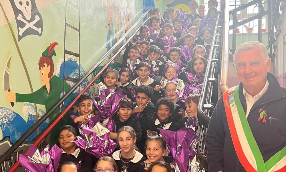 Agli alunni delle Scuole le uova di cioccolato del Circuito Viola