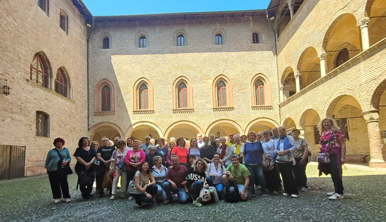 Gita a Fontanellato... e doni alle scuole