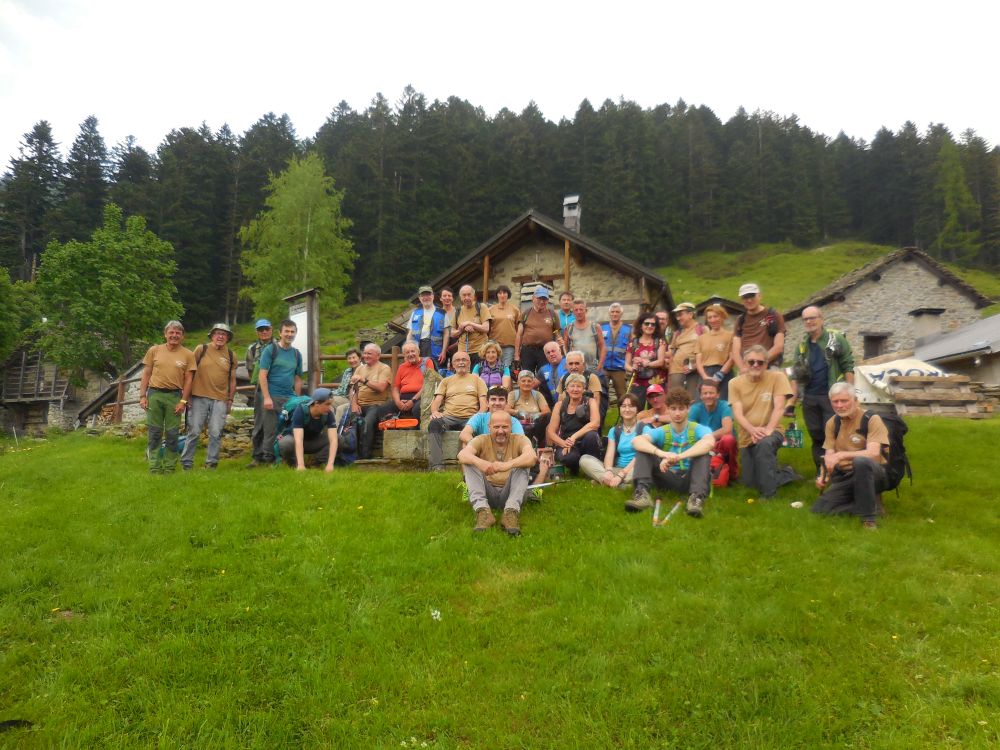 Anche un gruppo di giovani Escai alla “Giornata dei sentieri”