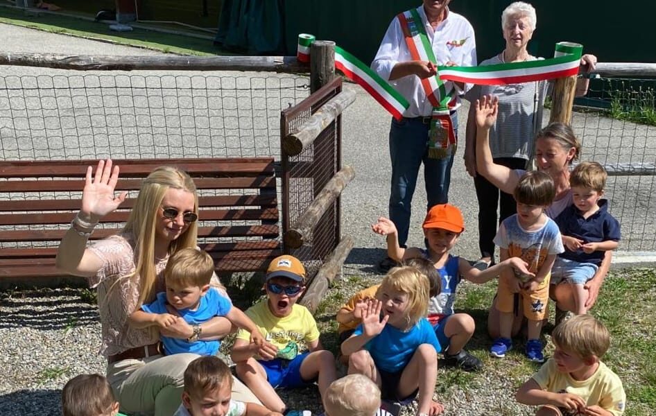 Taglio del nastro per il nuovo parco giochi a Crevola