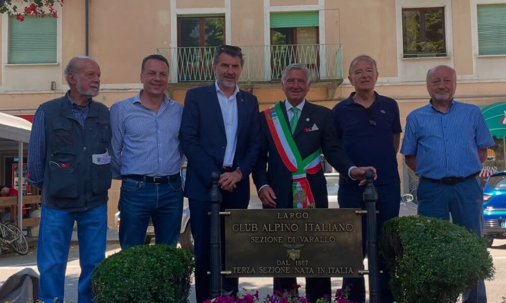 «Largo Club alpino Italiano - Sezione di Varallo 1867» scoperta la targa