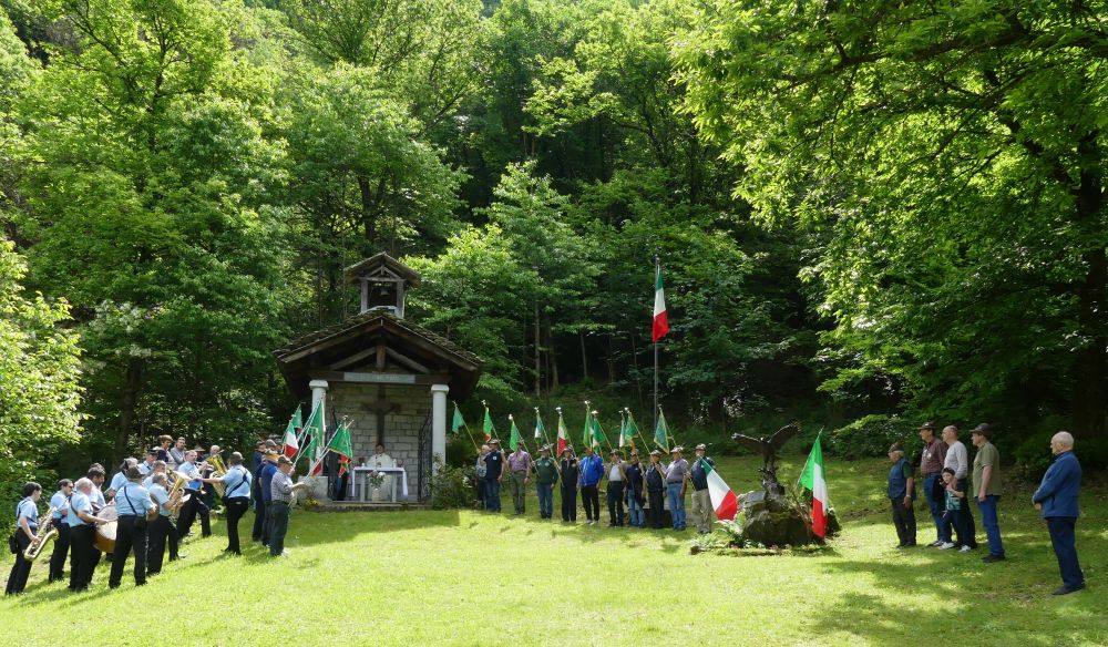 Secondo centenario del Gruppo Alpini di Roccapietra, un successo la festa