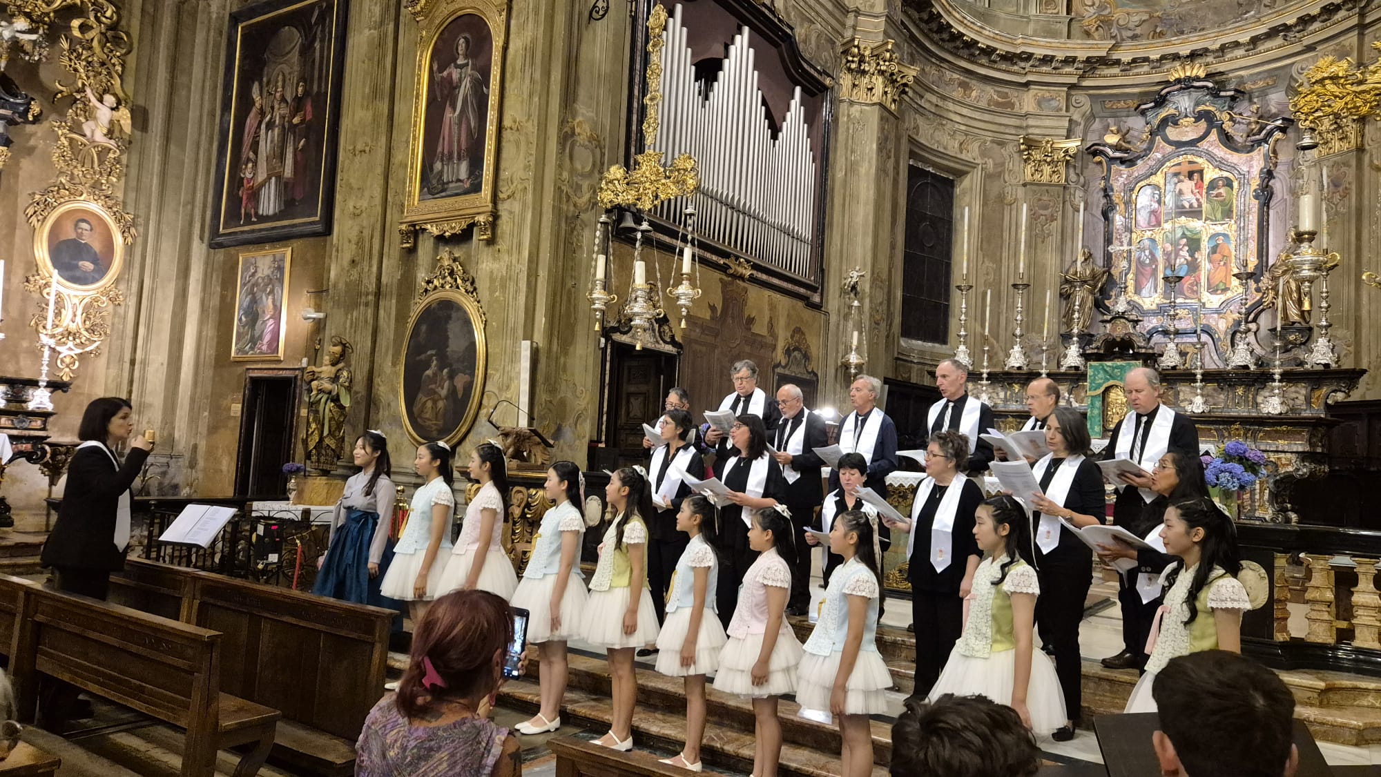 Concerto a Varallo del Coro Parrocchiale Santa Croce di Aranco e del Coro Giovanile Lucere