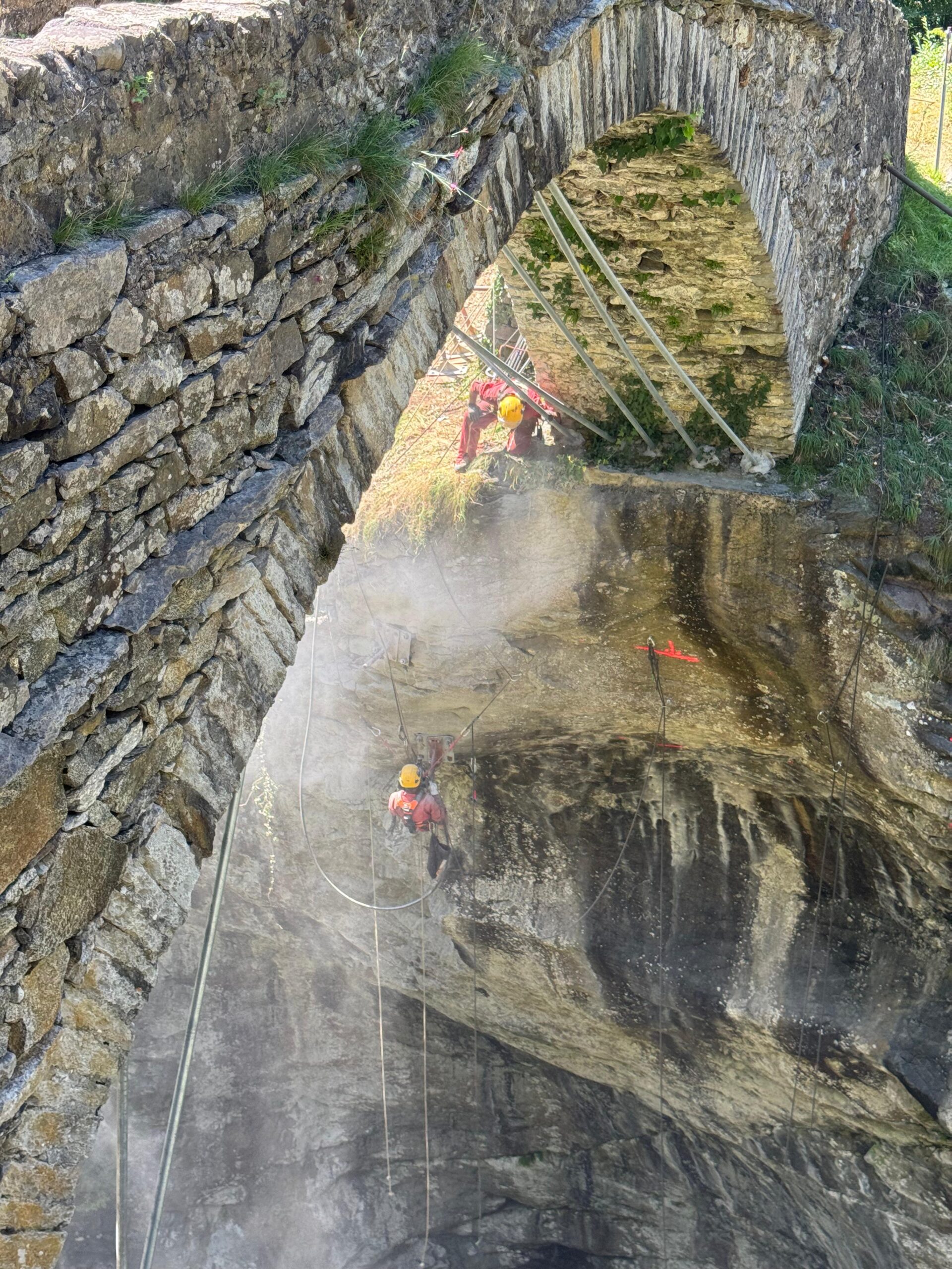 Cantiere aperto al ponte della Gula