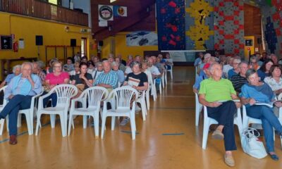 Palazzetto pieno per la presentazione del volume: “Un mosaico di storia alagnese”