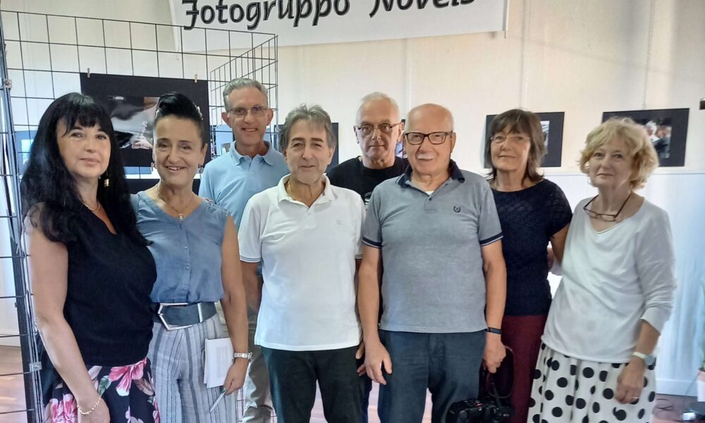 Inaugurata a Guardabosone la mostra: “Fotografie in musica sulle note dei cantautori italiani”