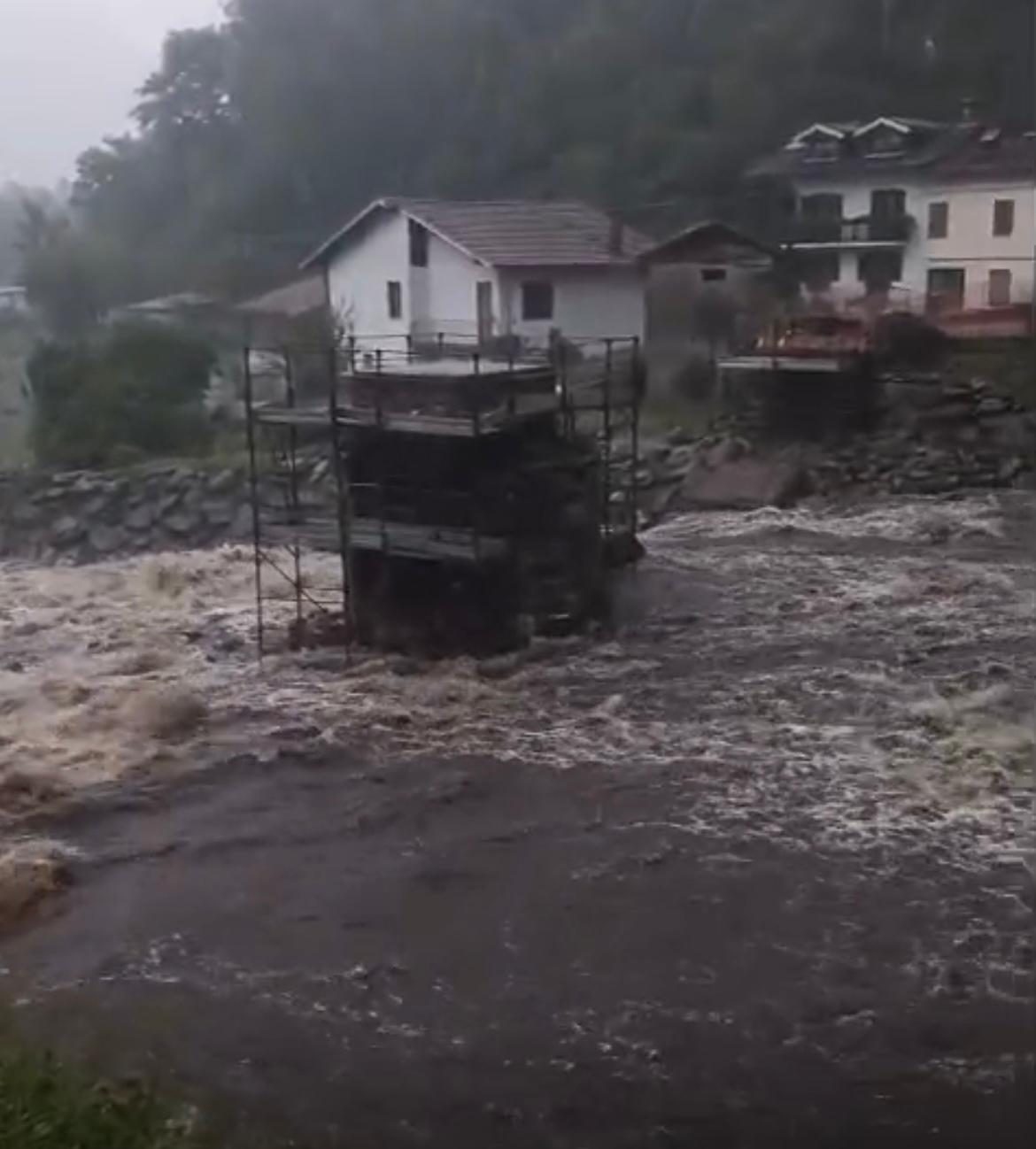 Morca: ripristinato il guado, in autunno il nuovo ponte sul Moro