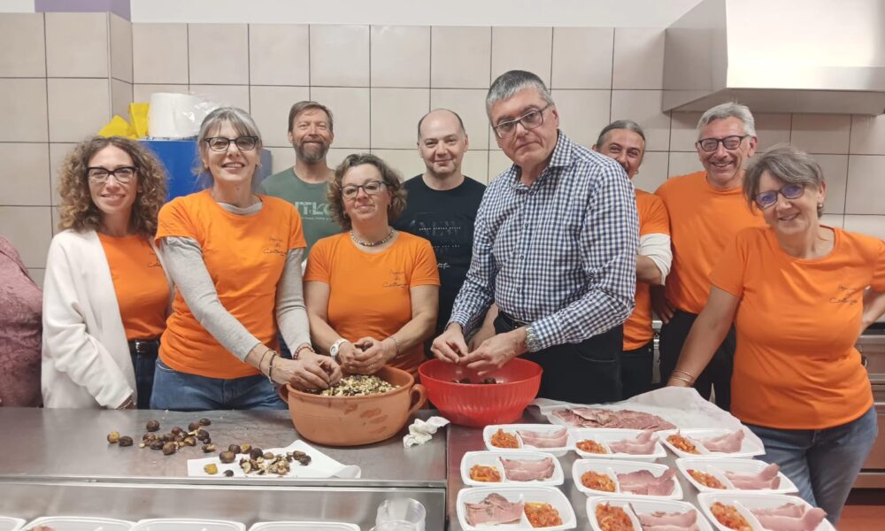 Castagnea, sempre un successo la sagra delle castagne