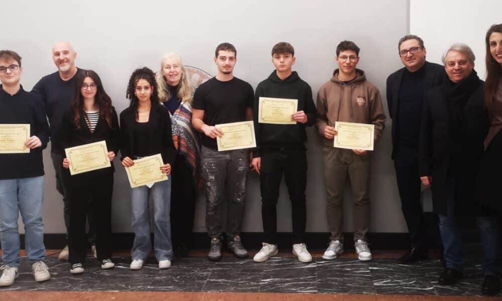 Borsa di studio Togna anche a sei studenti dell'IIS Lancia