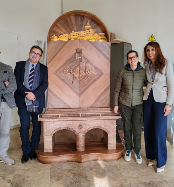 Scuola Barolo, presentato il manufatto per i 1000 anni di Varallo