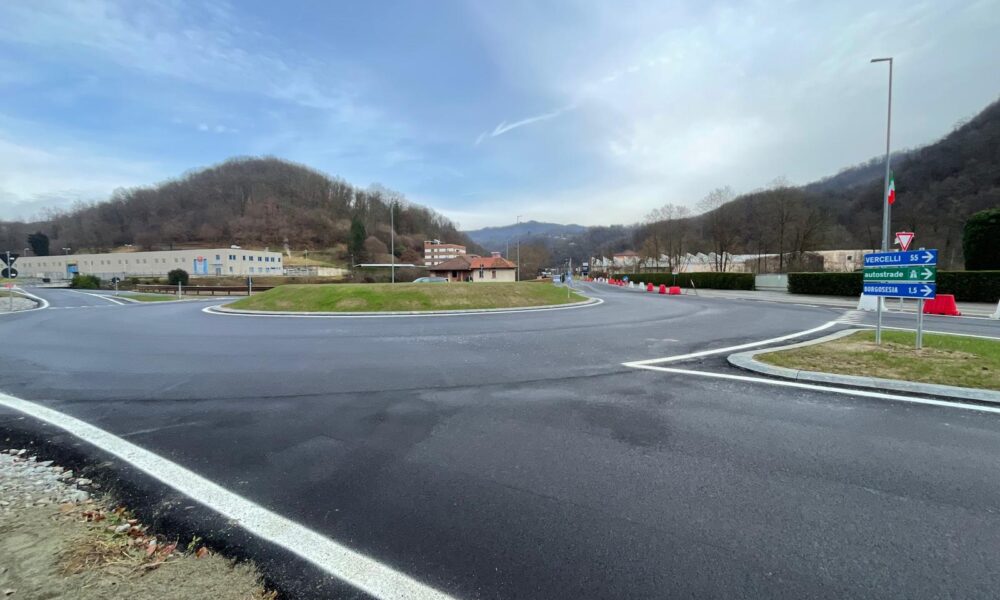 Aperta al transito la «rotondona» a Valduggia