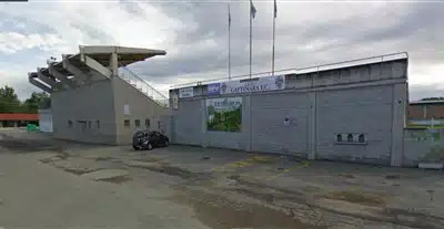 Misure temporanee per garantire sicurezza e conformità al campo sportivo comunale