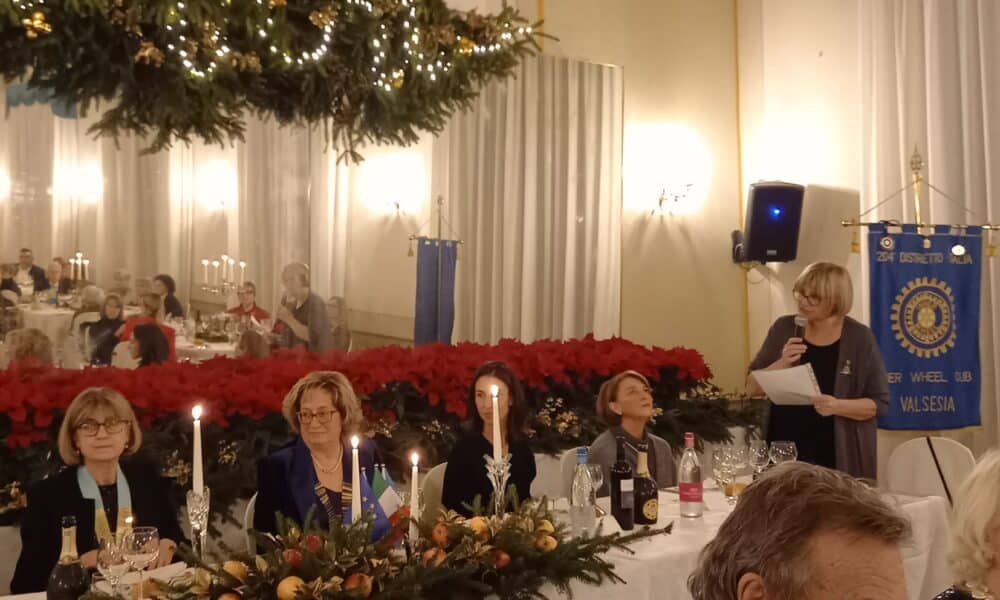 Organizzata la tradizionale e attesa serata benefica: “Festa delle Stelle di Natale”