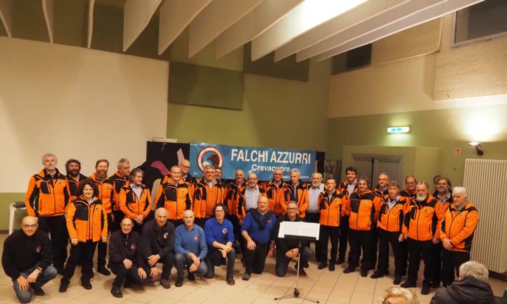 A Crevacuore la fiaccolata natalizia dei Falchi Azzurri