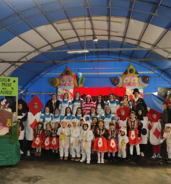 Plello saluta il Pautulun, sfilata al chiuso per i bambini