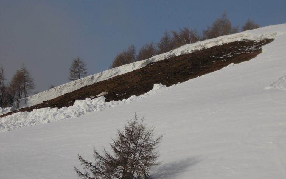 Rischio valanghe ancora elevato in Valle