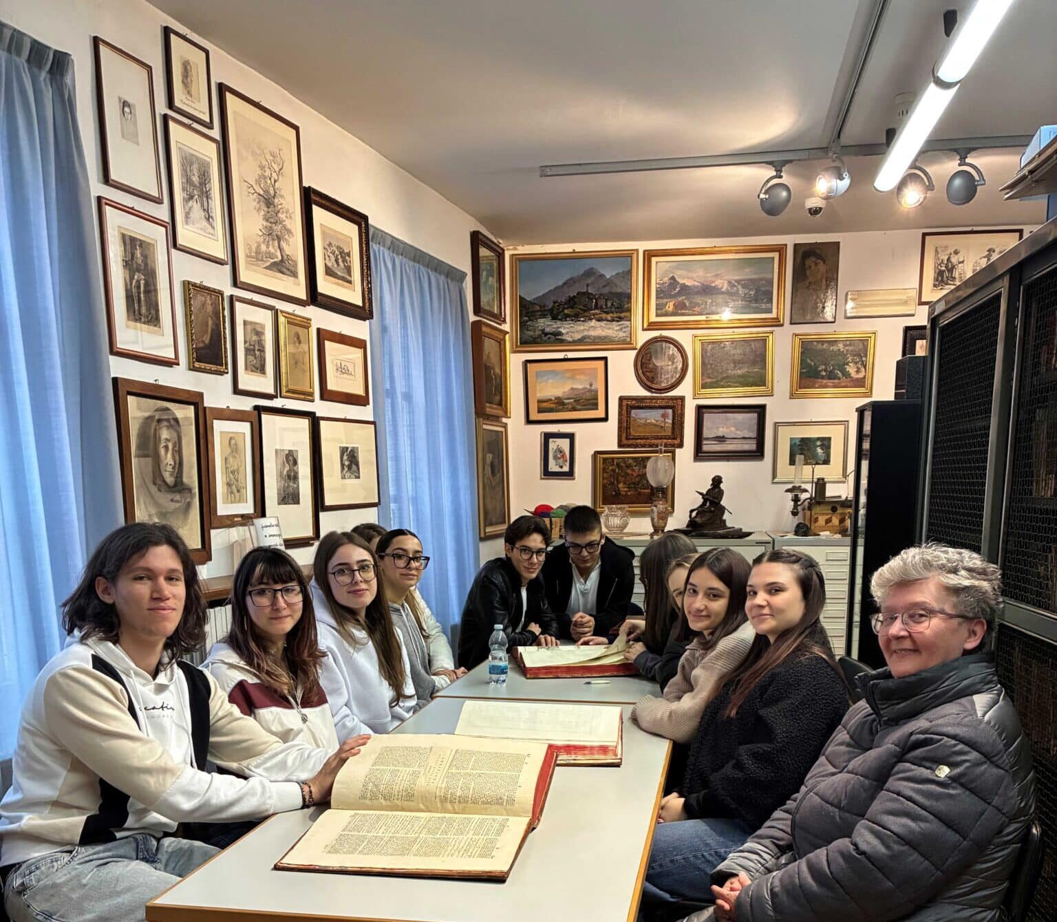 Liceo Classico in visita alla biblioteca di Varallo