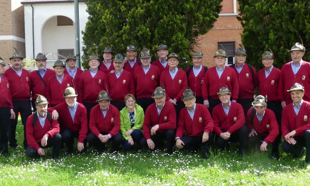 Coro Alpin dal Rosa: il libro dei primi 30 anni