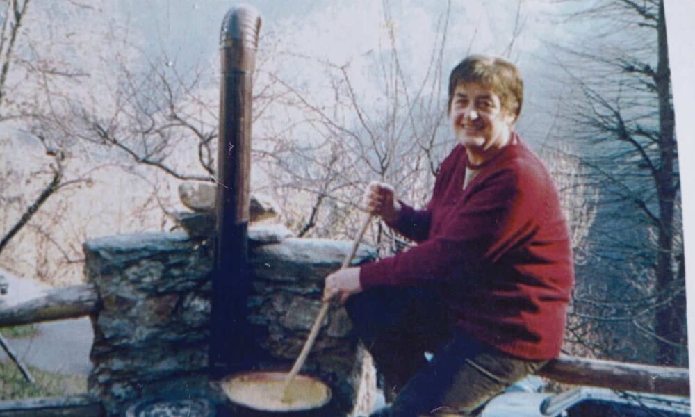 Con tanto affetto, noi cugini stringiamo in un grande abbraccio Marilena, Marco, Barbara, Giulia e Arianna nel ricordo della zia Silvia.