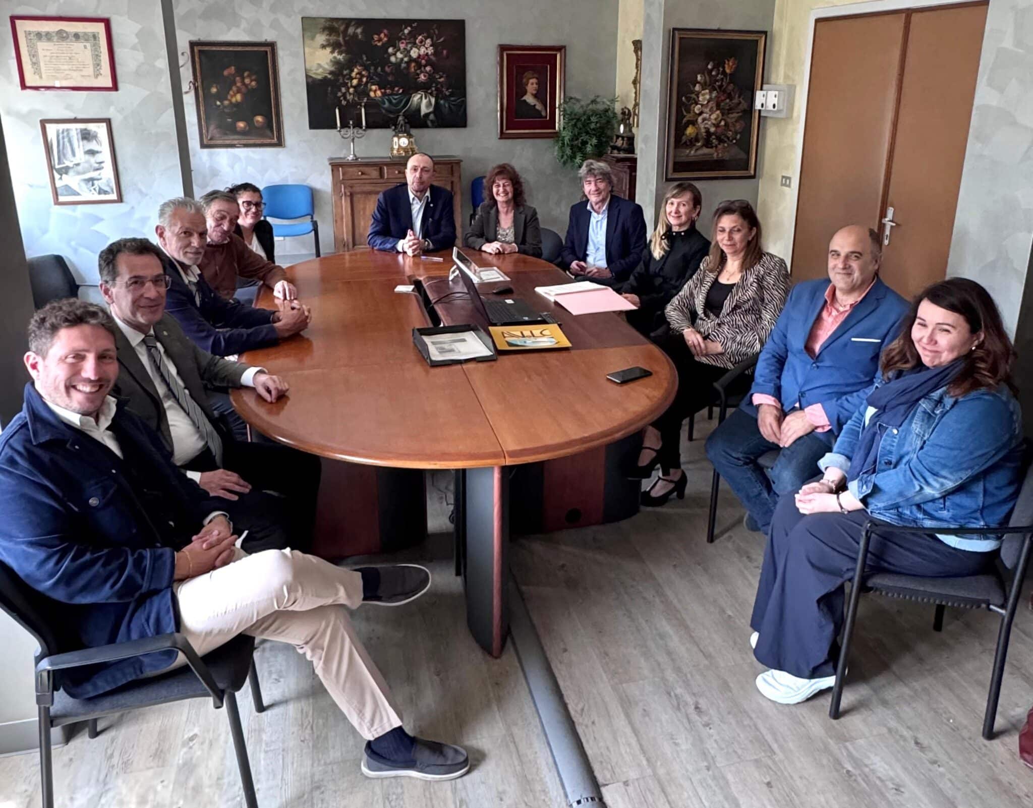 Siglata la Convenzione per la gestione delle attività socio sanitarie per anziani e disabili