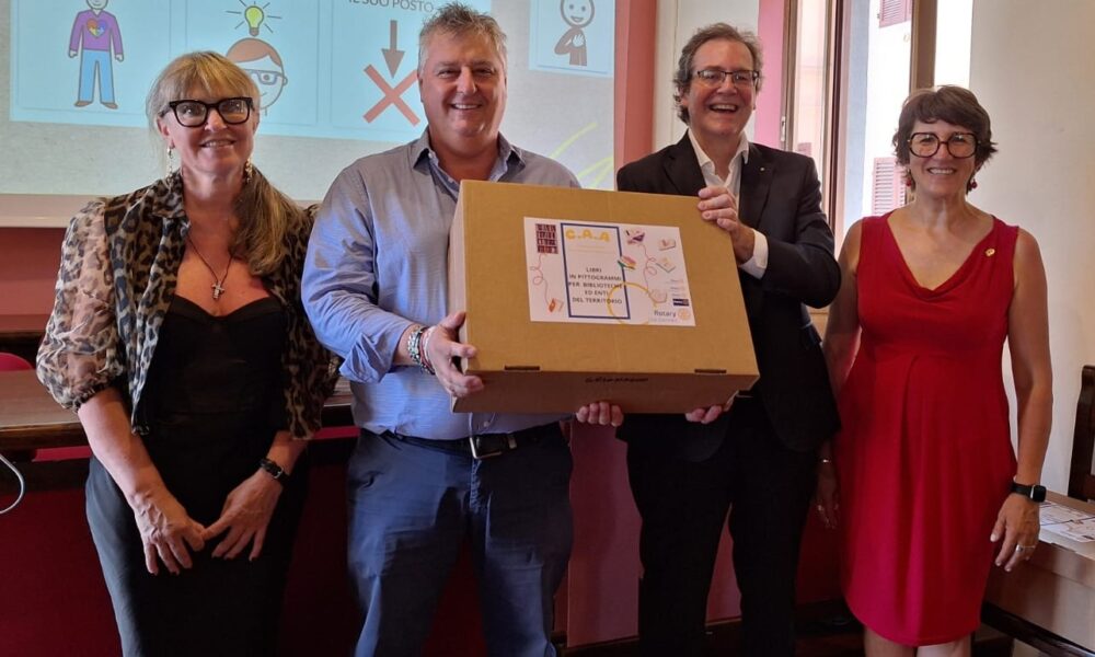 Consegnati 170 volumi in C.A.A. grazie al Rotary Club Gattinara