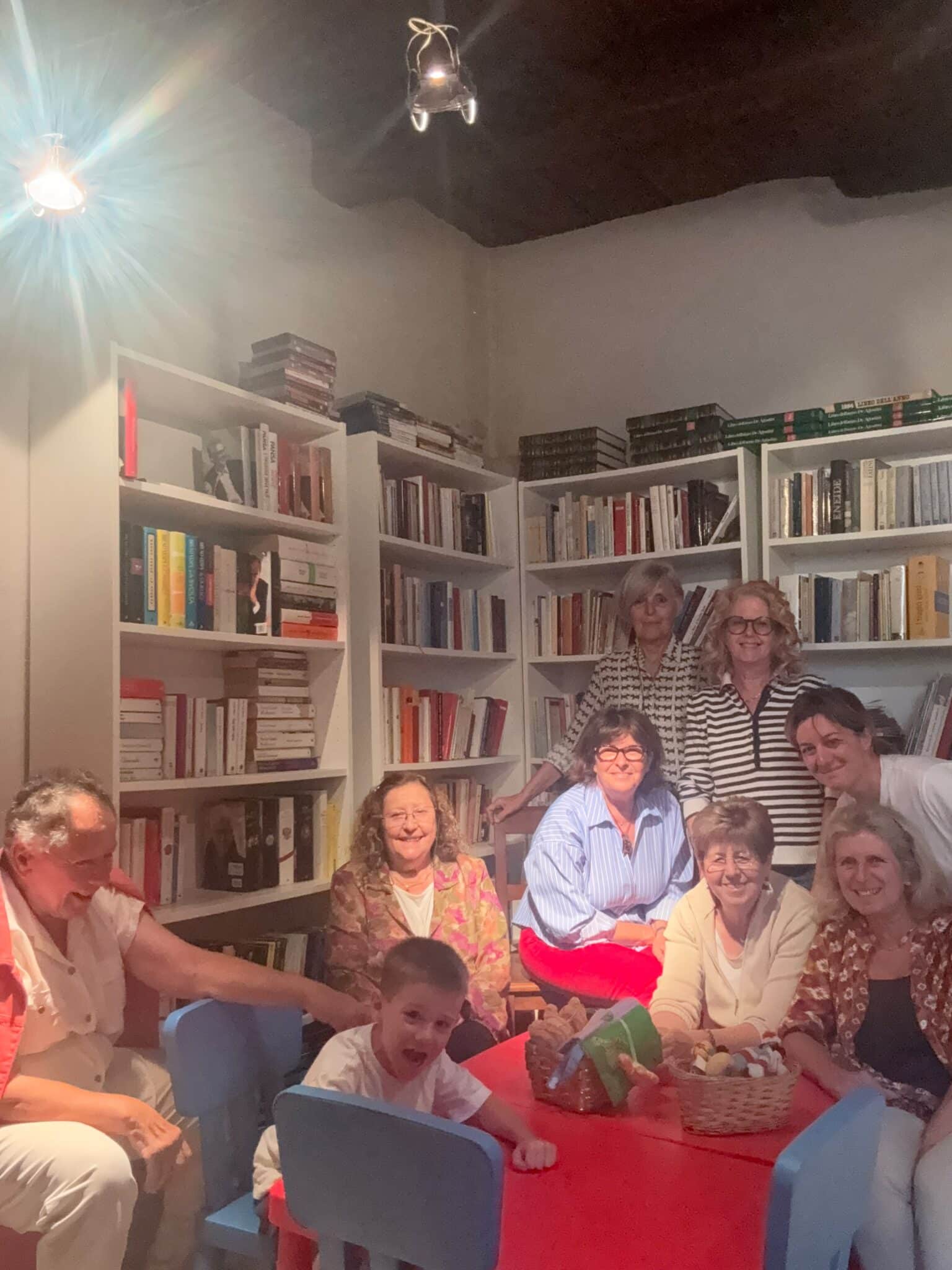 «Trine, merletti, chiacchiere e dolcetti»: arrivederci a settembre
