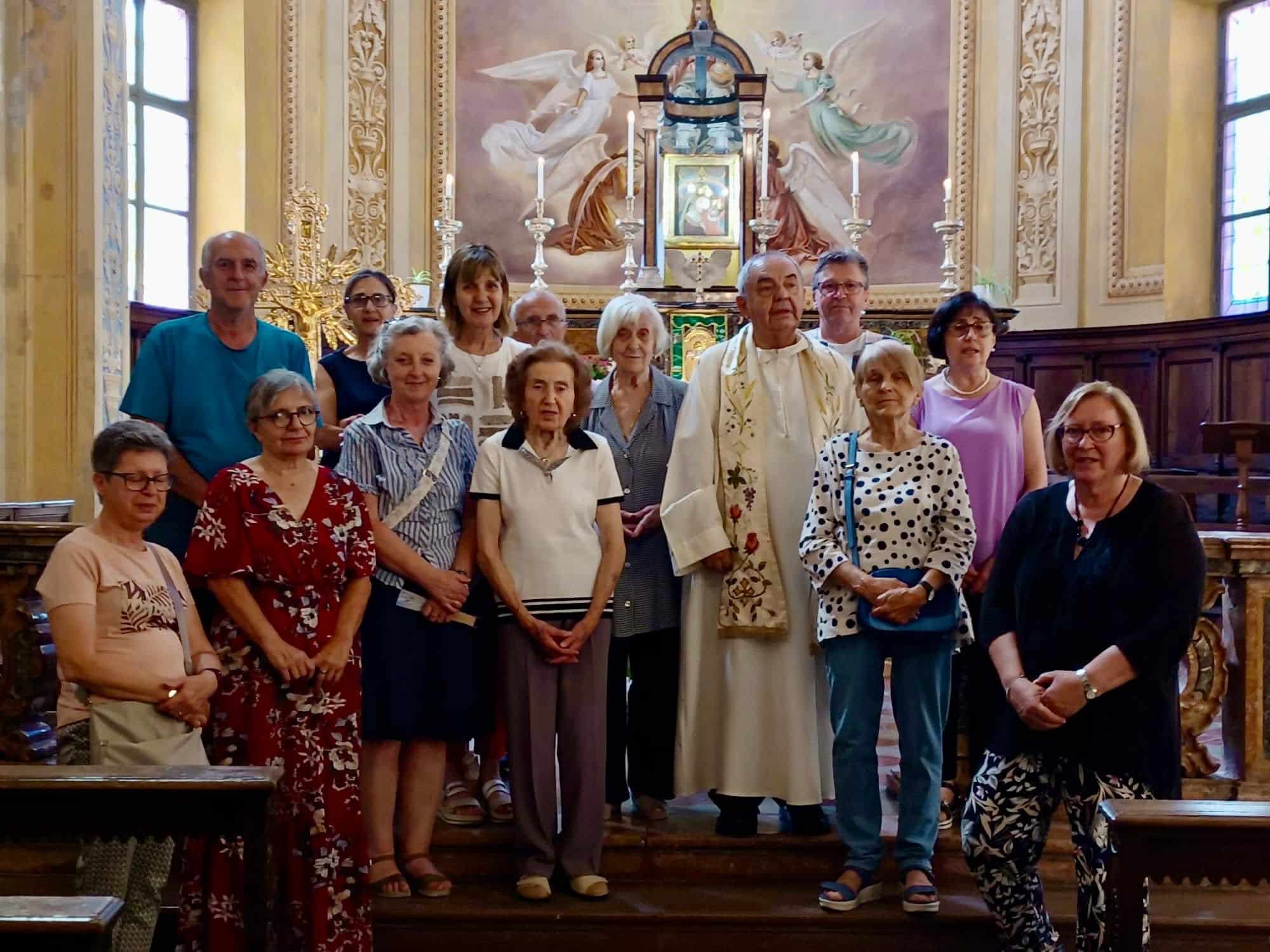 La comunità di Plello in festa per i 50 anni di Ordinazione di padre Oliviero Ferro