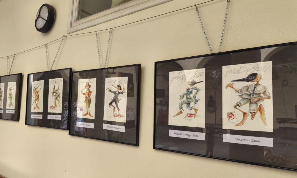 Mostra su Pinocchio nel Teatrino di Mangiafuoco in biblioteca a Varallo