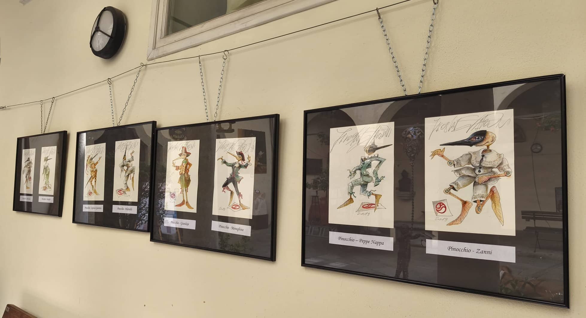 Mostra su Pinocchio nel Teatrino di Mangiafuoco in biblioteca a Varallo