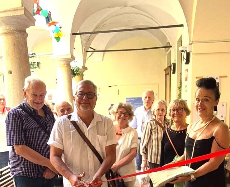 Martedì 4 agosto è stata inaugurata la Mostra fotografica: “Astrazioni urbane. Dal microcosmo al macrocosmo”