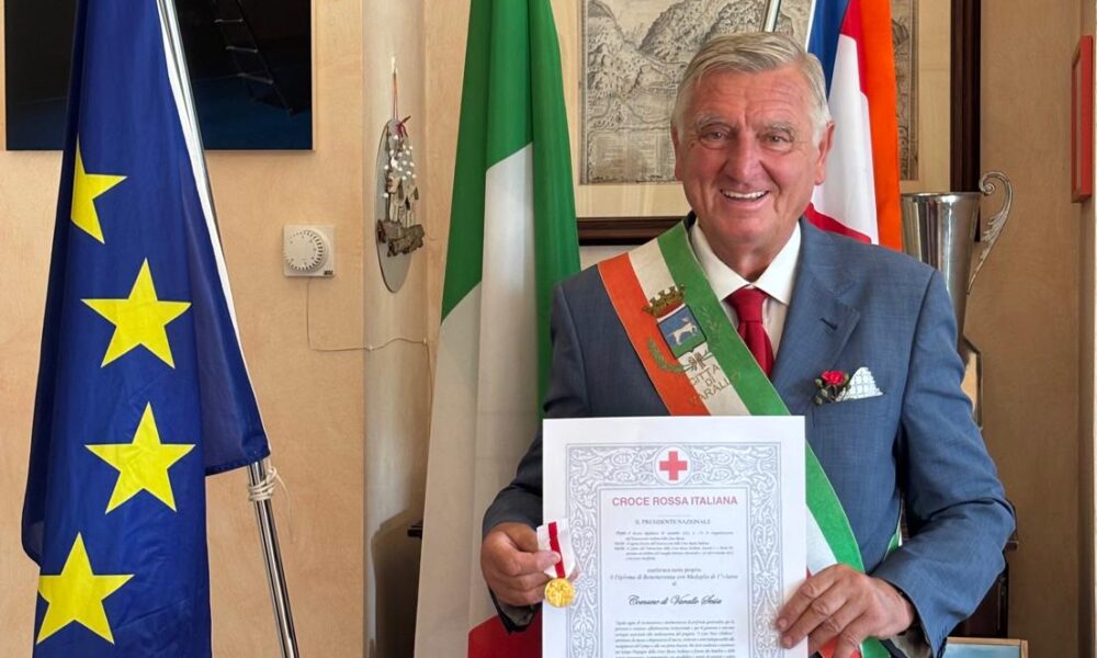 La Croce Rossa Italiana premia il Comune di Varallo
