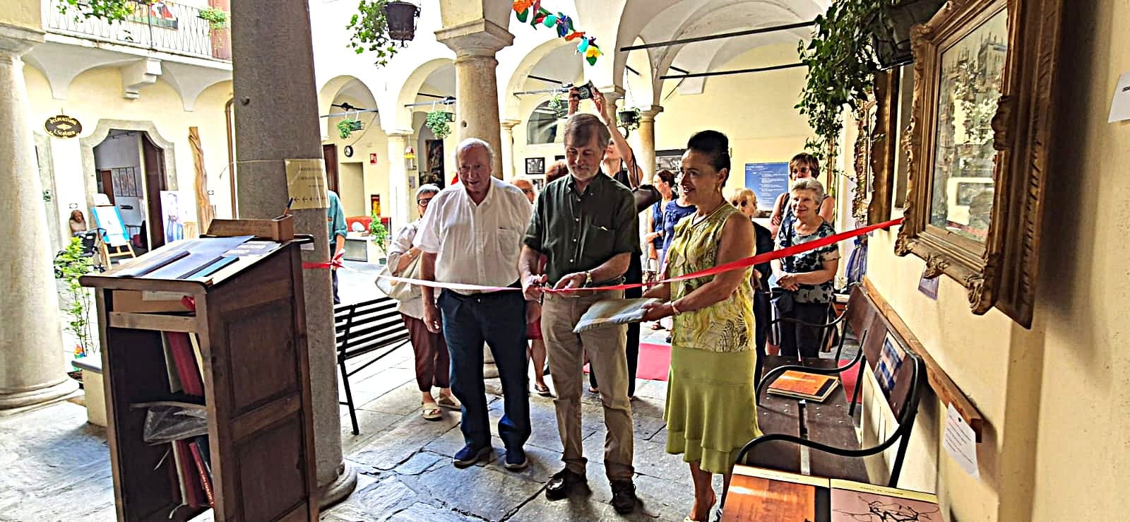 Inaugurata a Varallo la mostra di Marco Roncaglia: “L’istante per sempre”